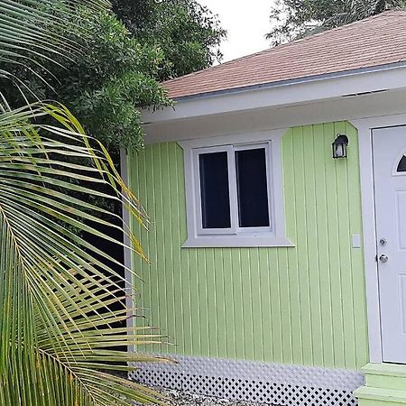Budget & Basic In Local Neighborhood, 7Min Drive To Downtown Nassau Beach Paradise Daire Dış mekan fotoğraf