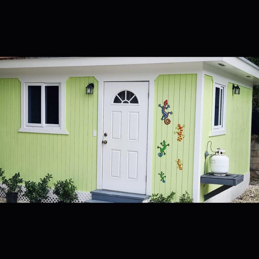Budget & Basic In Local Neighborhood, 7Min Drive To Downtown Nassau Beach Paradise Daire Dış mekan fotoğraf
